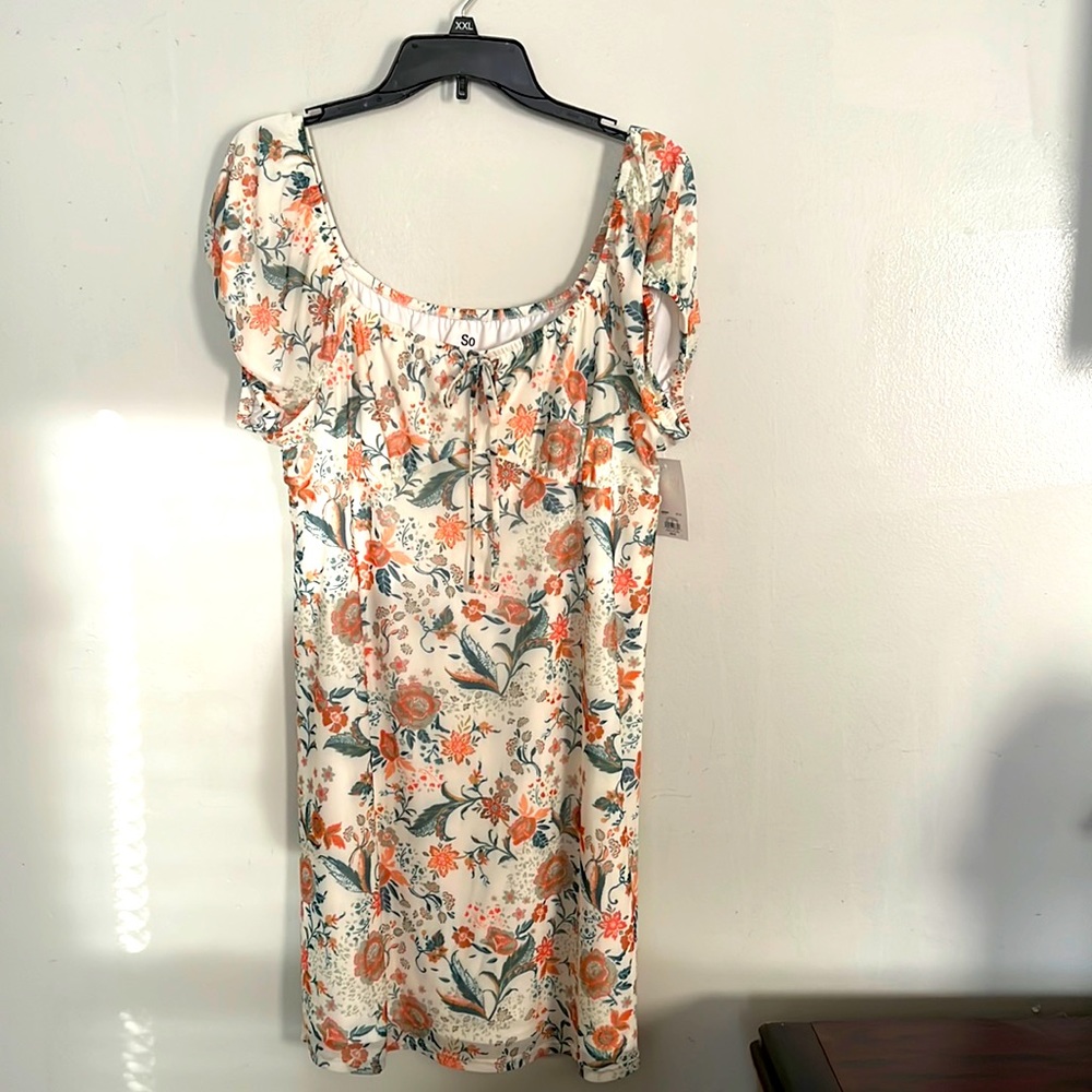 NEW - Floral Dress Size XXL